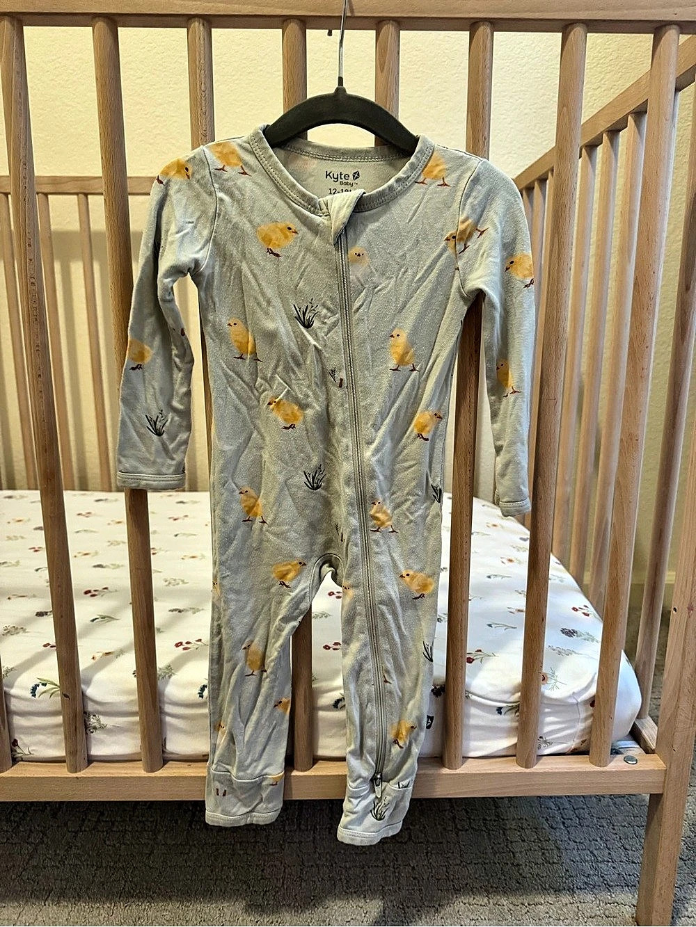 Kyte Baby Zippered Footie in Chick Print Footie Baby 12-18M